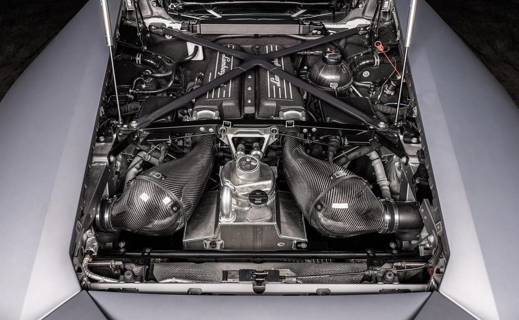Eventuri Lamborghini Huracan EVO / STO Black Carbon Intake System