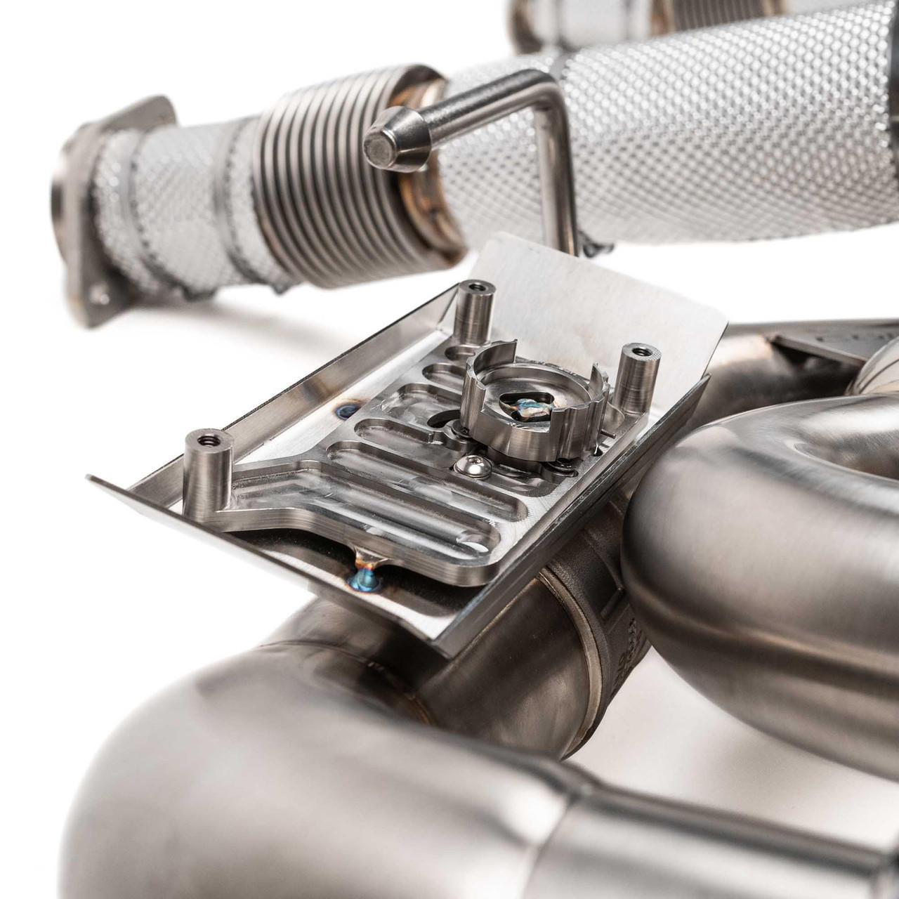 Fabspeed Chevrolet Corvette C8 E-Ray Valved Maxflo Exhaust System (2023+)