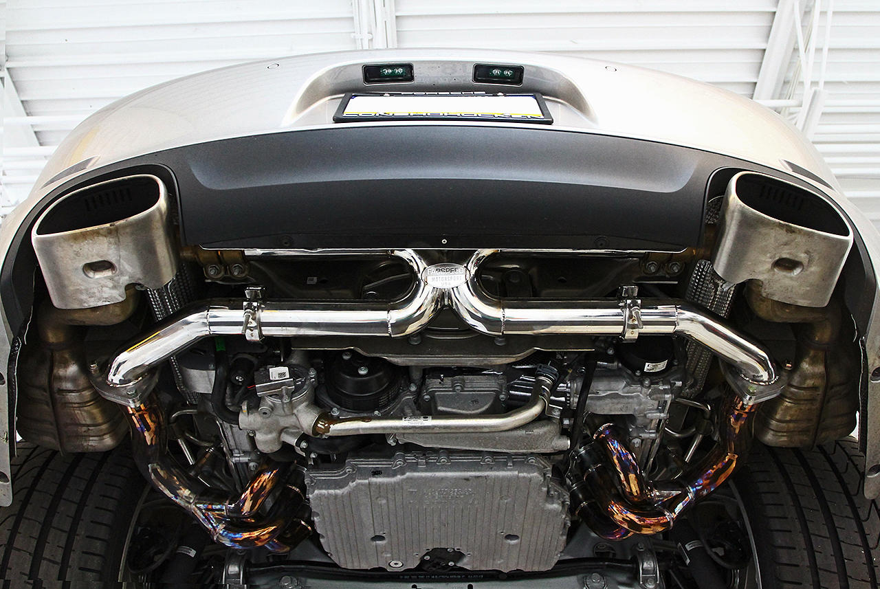 Fabspeed Porsche 991 Carrera Center Muffler Bypass X-Pipe (Non-Valved Exhaust)(2012-2016)